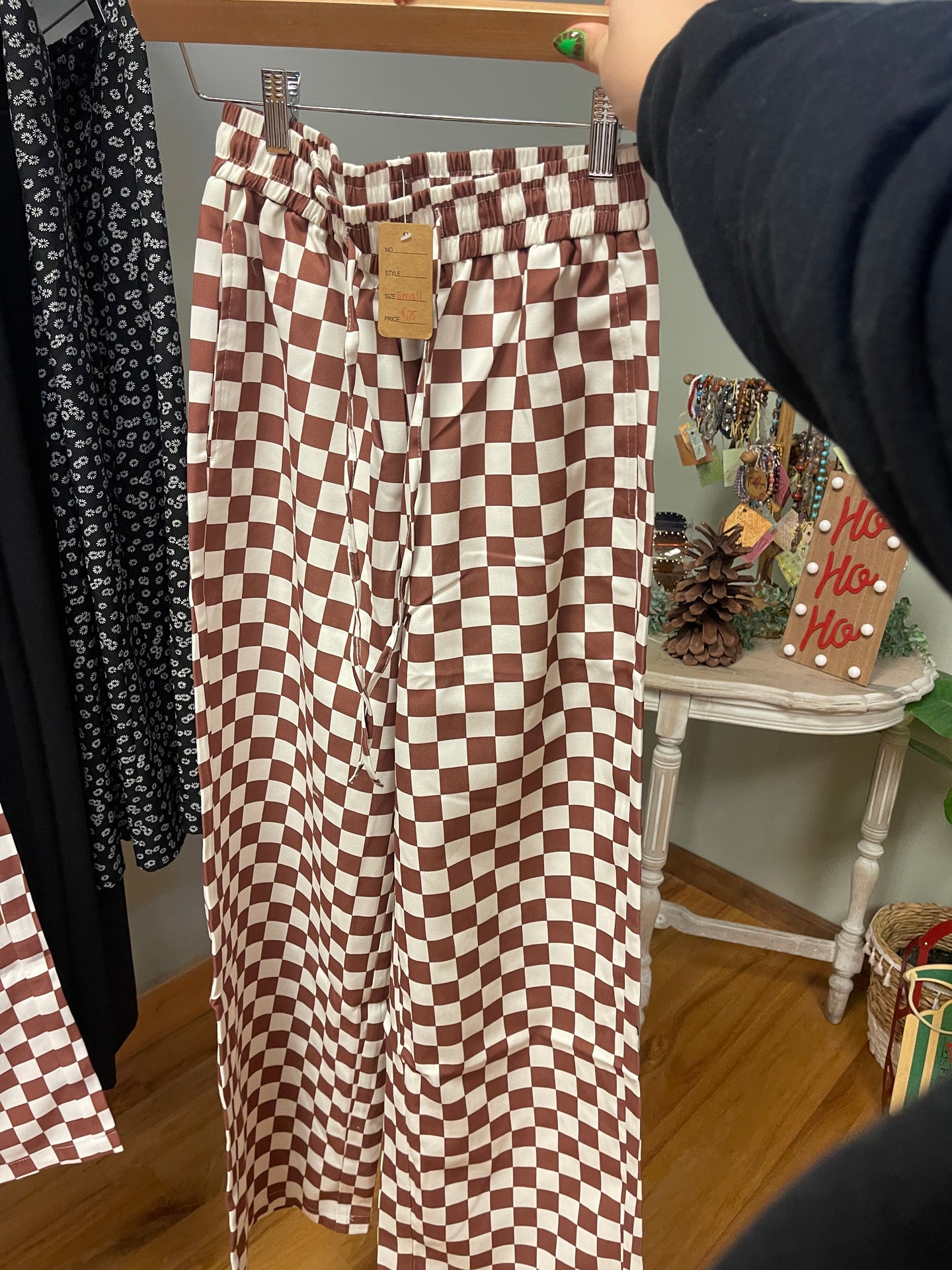 Checkered drawstring pants - brown